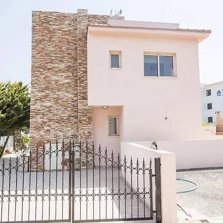 Villa 5 Star For Rent In Cyprus, 1229